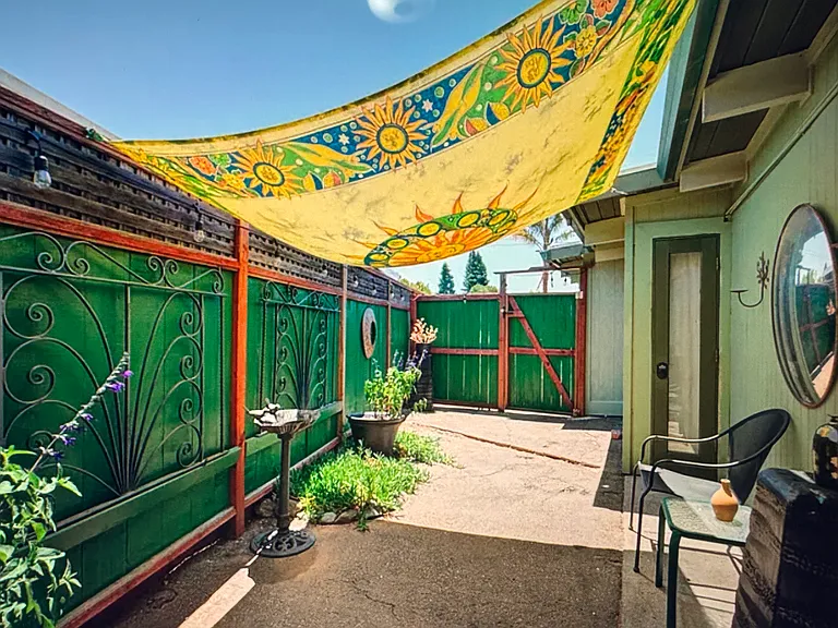 330B Bonnie Ave — Photo 5