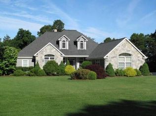 158 Appletree Ln, Portland, CT 06480