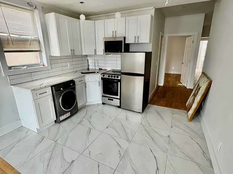 42 Southgate Ct #2B — Photo 1
