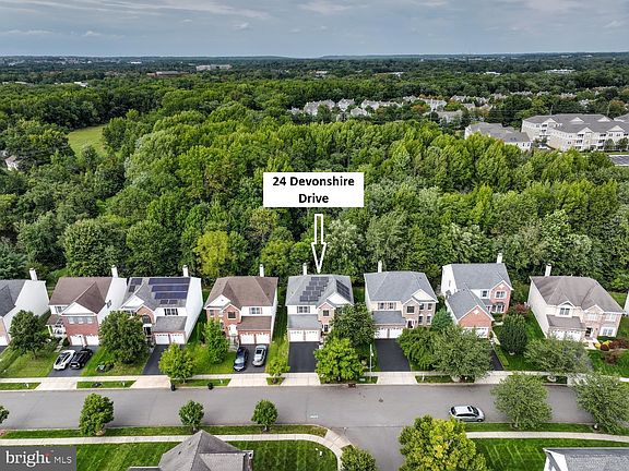2nd image of 24 Devonshire Dr