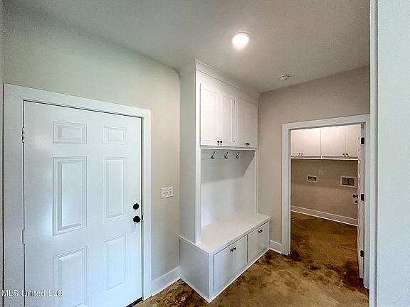4th image of 507 Birchwood Blvd