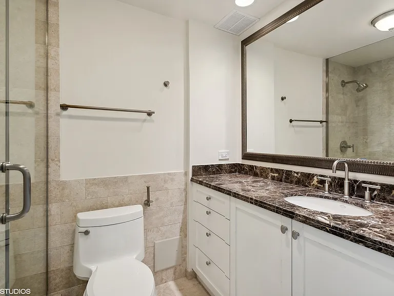 180 E Pearson St #5906 — Photo 11