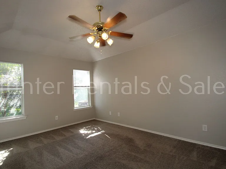 4307 Frontier Trl — Photo 13
