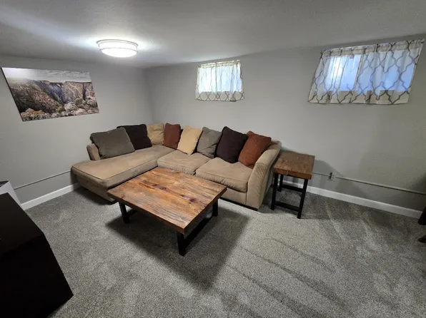 2107 E 13th St #B, Cheyenne, WY 82001