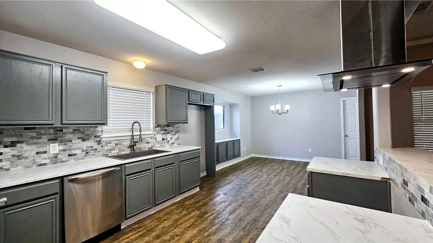 3 bed, 1503 sqft, $2,475 — Photo 4