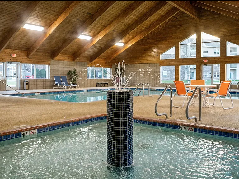 Powers Ridge Rental Condos — Photo 13