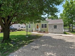 205 S Creek St, Dewey, OK 74029