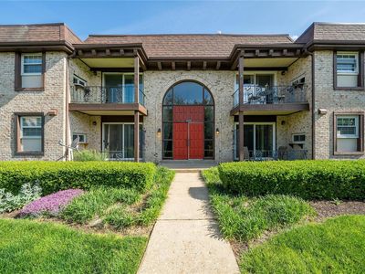 11921 Villa Dorado Dr APT E, Saint Louis, MO, 63146