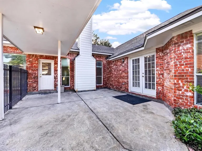 5814 Eldridge Glen Dr — Photo 36