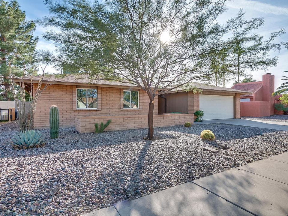 1st image of 3129 E Emelita Ave