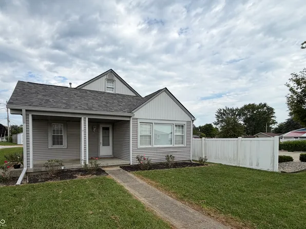 621 Apple St, Greenfield, IN 46140