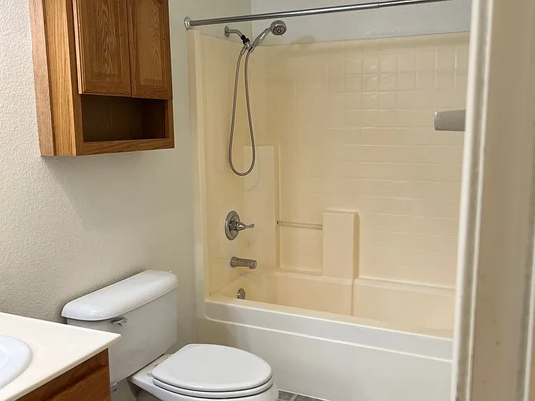 4501 Waitsfield Cir — Photo 26