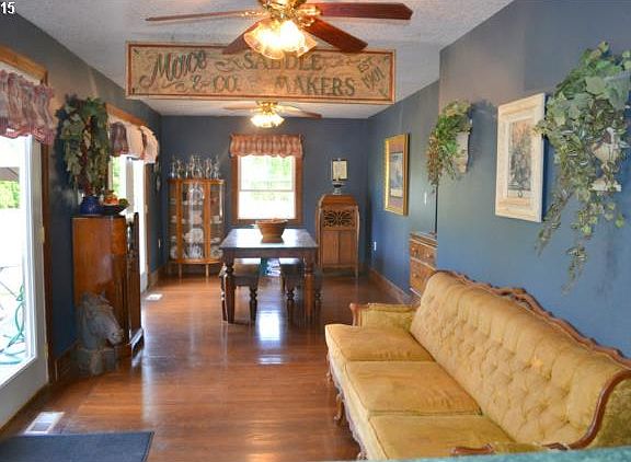 3rd image of 24411 S Springwater Rd