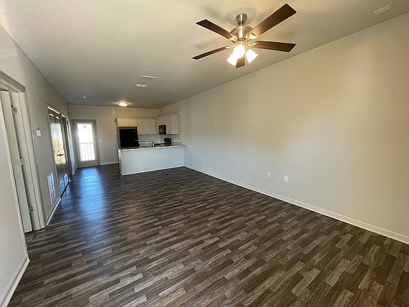 2nd image of 1725 W Hill Ave #2