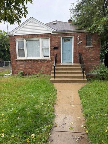 1st image of 510 W 128th Pl
