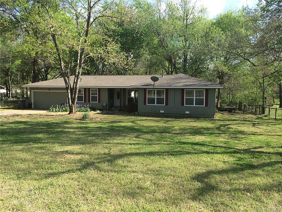 1st image of 28310 E 2nd St