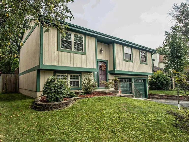 5336 Trillium Ct — Photo 1