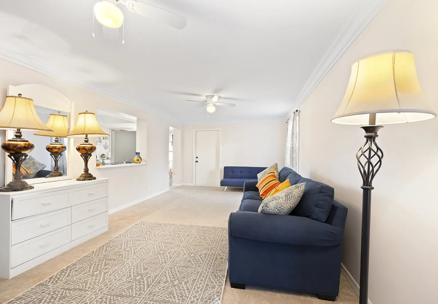 2 bed, 2.0 bath, 1706 sqft, $2,800 — Photo 4