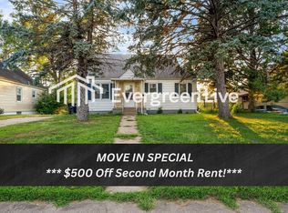 6616 S 30th St, Omaha, NE 68107
