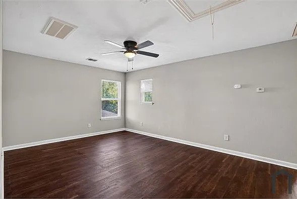 2923 Beacon Grove St — Photo 10