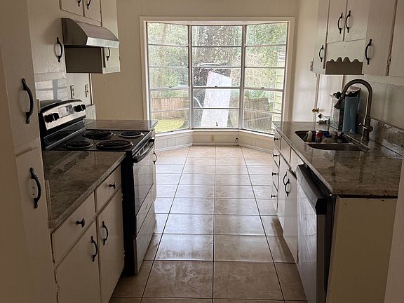 5th image of 4651 Dogwood Dr S