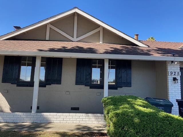 1st image of 925 Henderson Ave