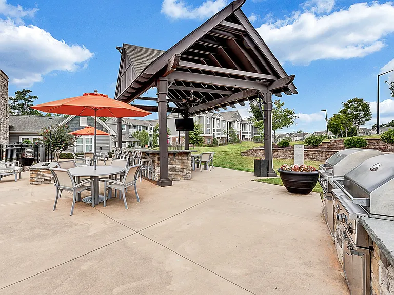 Avellan Springs Apartments — Photo 36