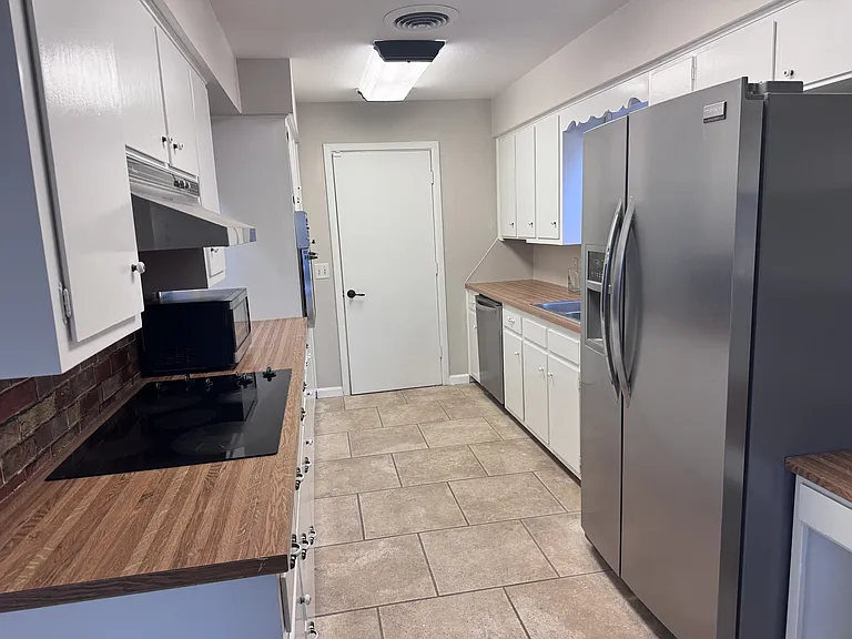 2118 Westbrook Ave — Photo 5