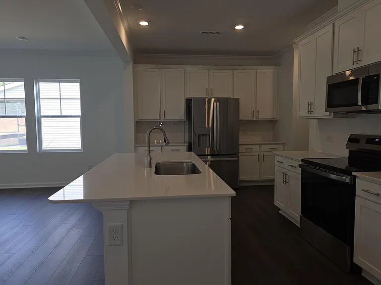 217 Caitlyn Pkwy — Photo 6