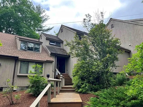 22 Niblick Lane, Grantham, NH 03753