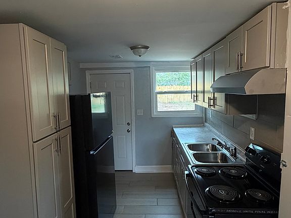2nd image of 5716 Weston Ave #B