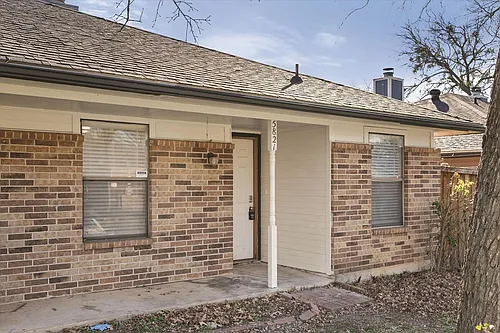 5821 Mansfield Rd Photo 1