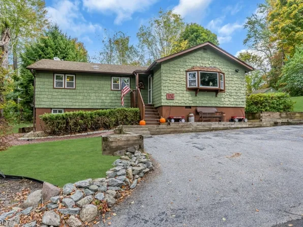 106 Grandview Rd, Vernon Twp., NJ 07422