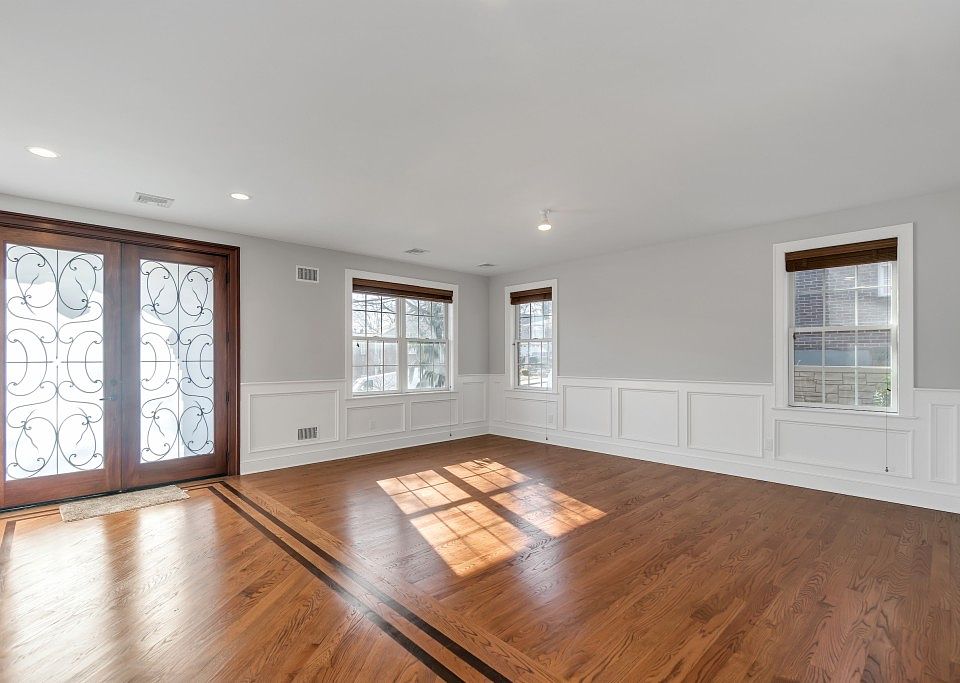 77 Edgewater Rd, Cliffside Park, NJ 07010 Zillow