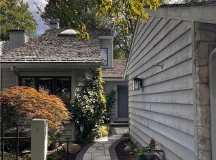 3915 Candlenut Ct #4, Chagrin Falls, OH 44022