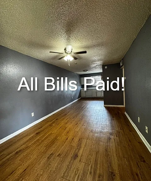 71st Street Apartment — Photo 10