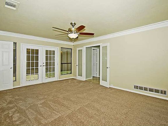 2nd image of 6231 La Cosa Dr