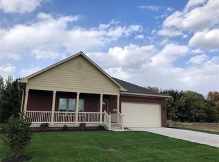 5426 E Commons North Dr, Mooresville, IN 46158
