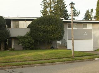 4102 NE 19th St, Renton, WA 98059