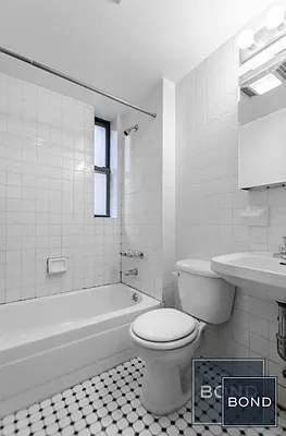 Rented by Bond New York | media 19