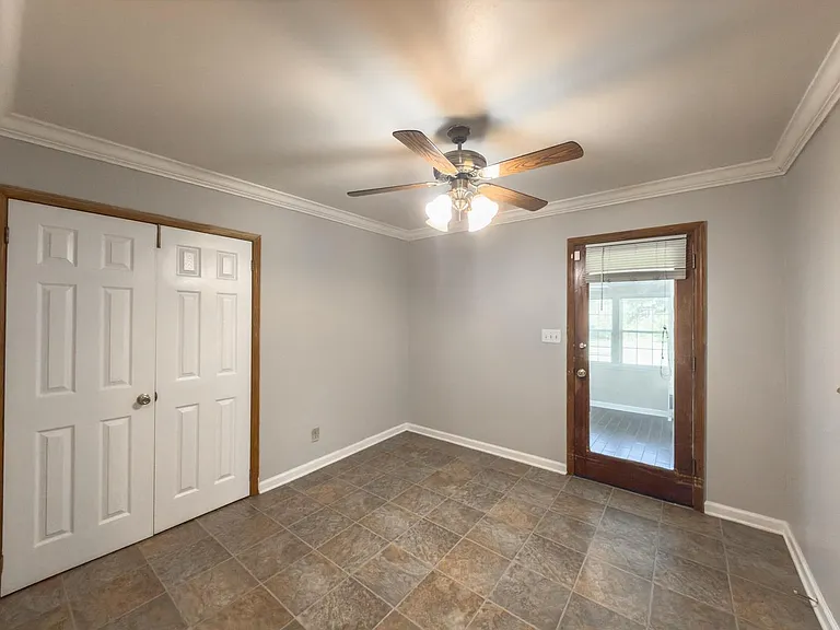 497 Jedburg Rd — Photo 9