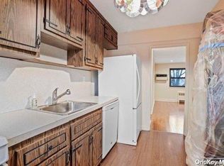 155-23 79th St #2, Queens, NY 11414
