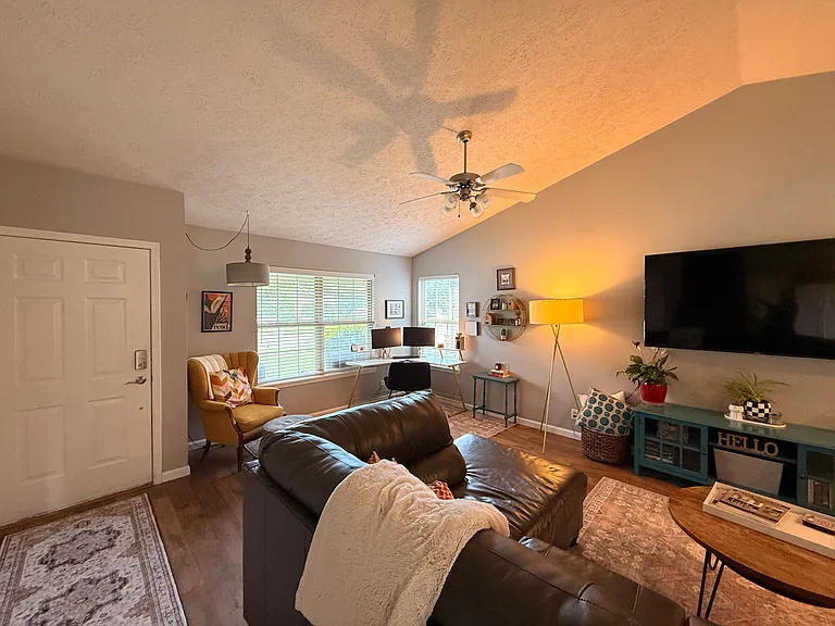 4064 Fiddlesticks Dr — Photo 4