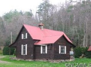 647 Indian Springs Rd, Clyde, NC 28721