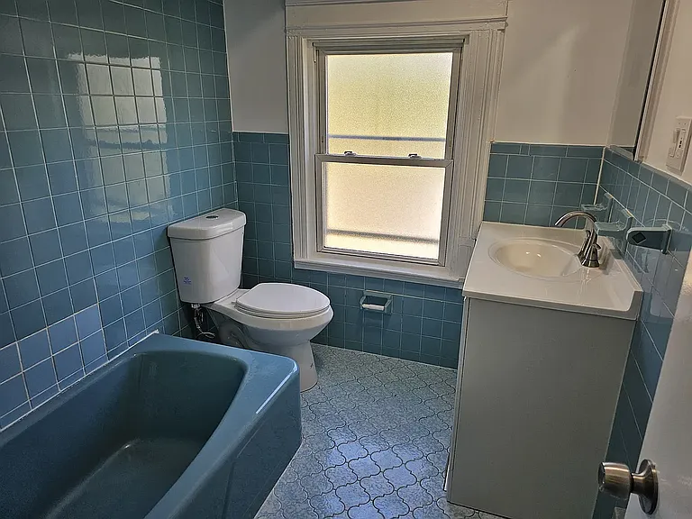 275 Grove St #3 — Photo 12
