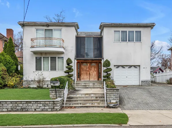 25271 Brattle Avenue, Little Neck, NY 11362