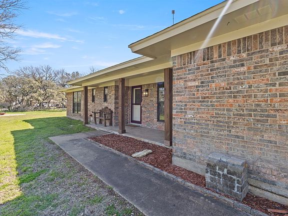 5th image of 3009 Ranch House Rd