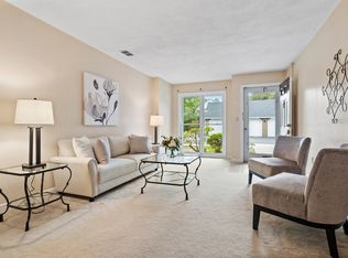 75 Page Rd UNIT 25, Bedford, MA 01730