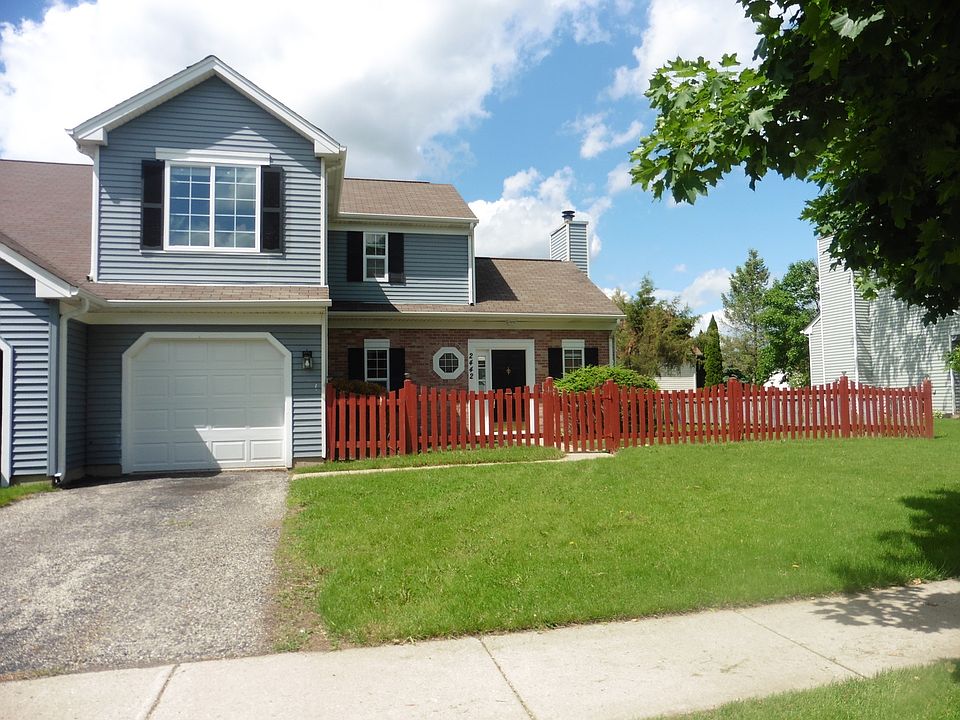 1st image of 2442 Aspen Dr
