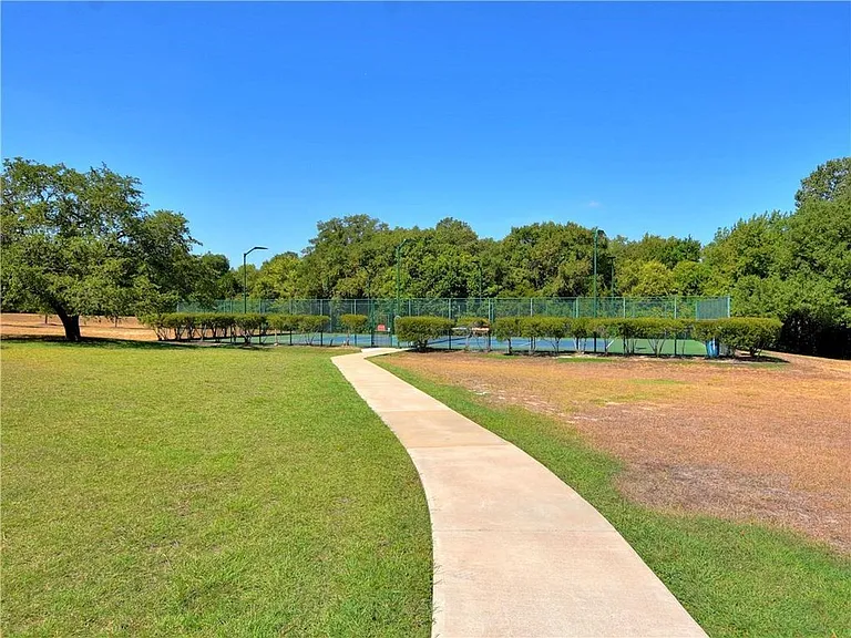 2814 Cool River Loop — Photo 38